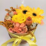 Caja de Flores Preservadas Amarillas
